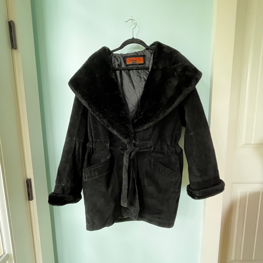 Amazing Vintage Black Leather and Faux Fur Coat Medium